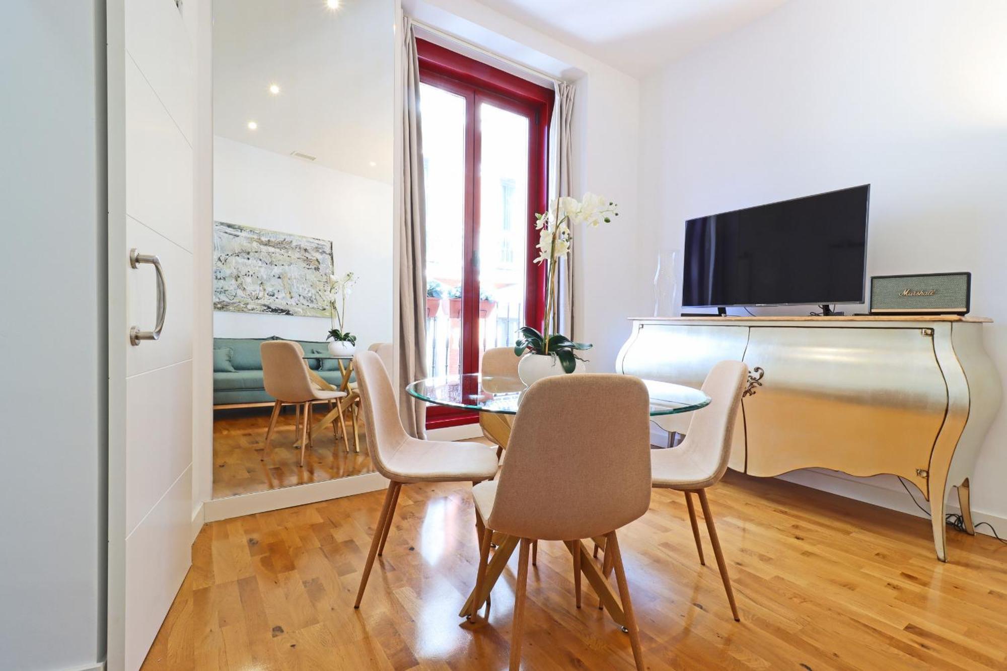 Chueca Suites Μαδρίτη Εξωτερικό φωτογραφία
